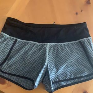 Lululemon Speed Up Shorts Rare Chevron print